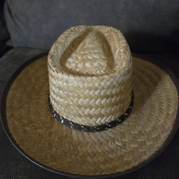 Western Straw Hat Made in Mexico with Brown & Silver Band Around Rim - Picture 3 of 8